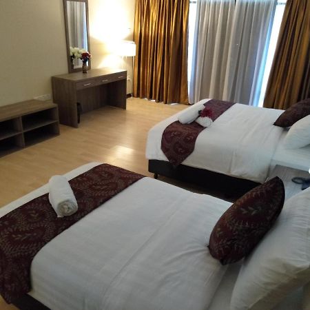 Temu Primula Hotel Kampong Seberang Timor Bagian luar foto