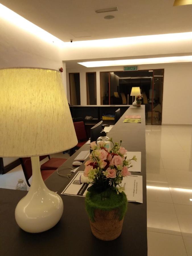 Temu Primula Hotel Kampong Seberang Timor Bagian luar foto