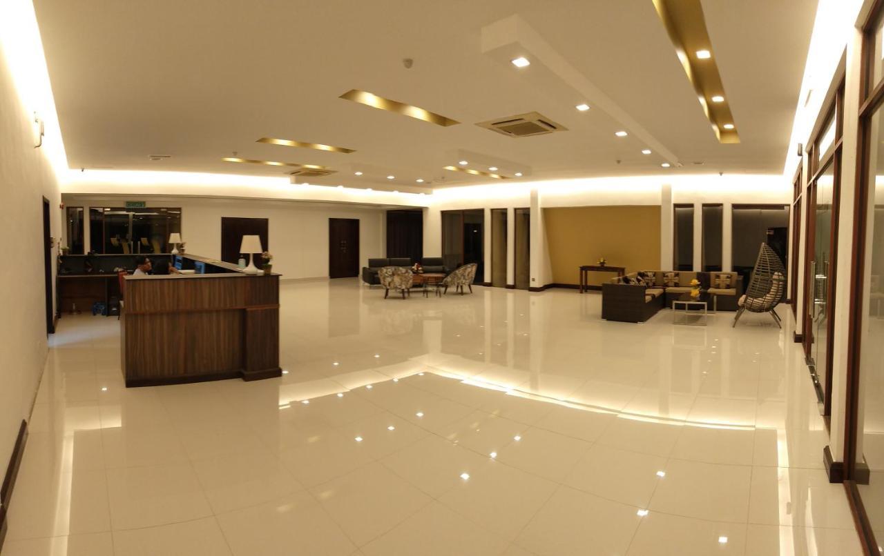Temu Primula Hotel Kampong Seberang Timor Bagian luar foto